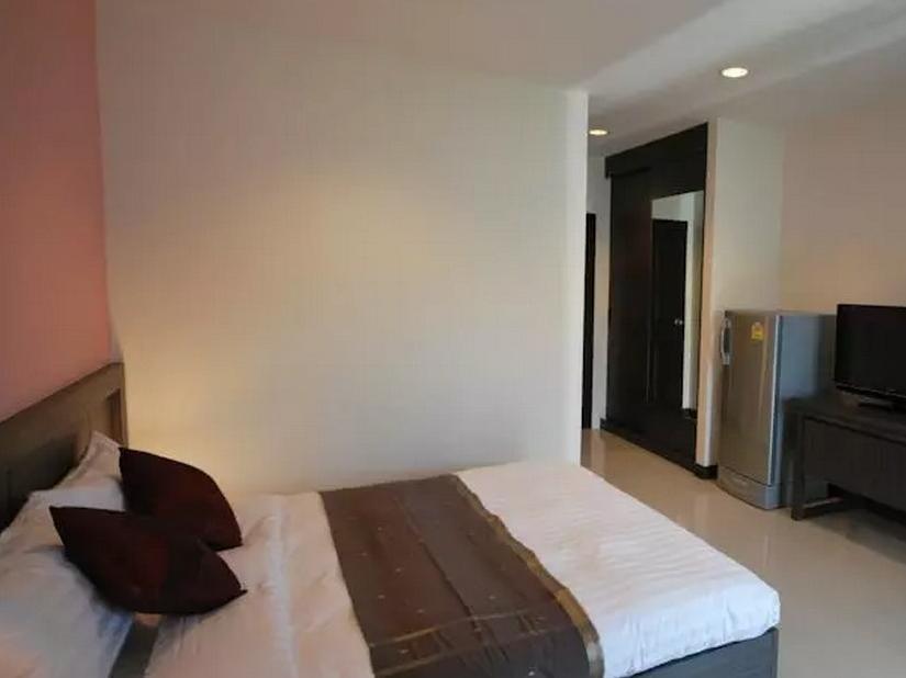 Baan Mina Aparthotel Bangkok Kültér fotó