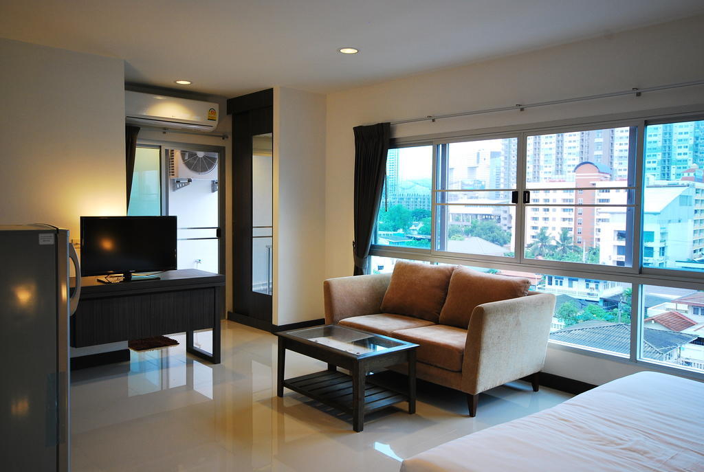 Baan Mina Aparthotel Bangkok Kültér fotó