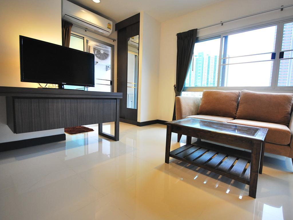 Baan Mina Aparthotel Bangkok Kültér fotó