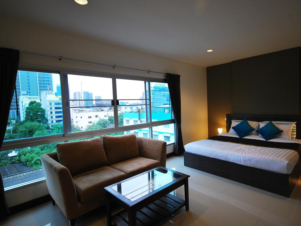 Baan Mina Aparthotel Bangkok Kültér fotó